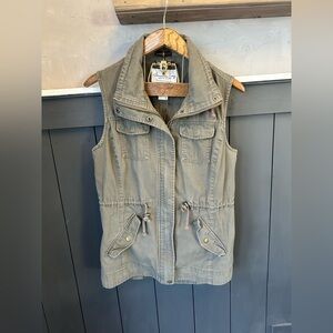 American Rag Utility Vest Army Olive Green size Large